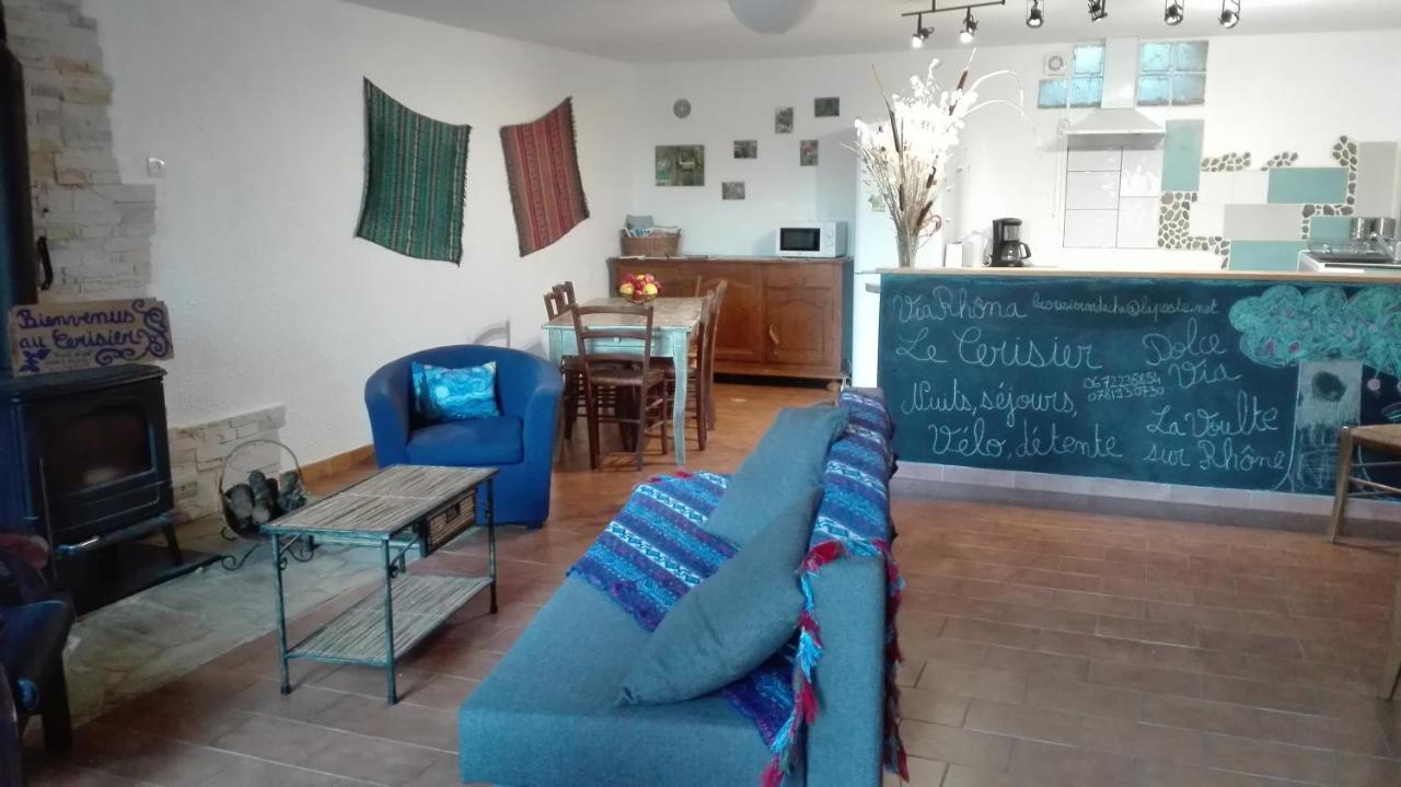 Gite Le Cerisier Via Rhona Dolce Via La Voulte-sur-Rhone Exterior foto